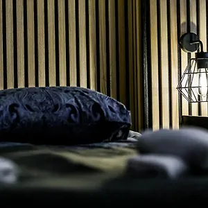 https://rzenicza-24.hotelswroclaw.com